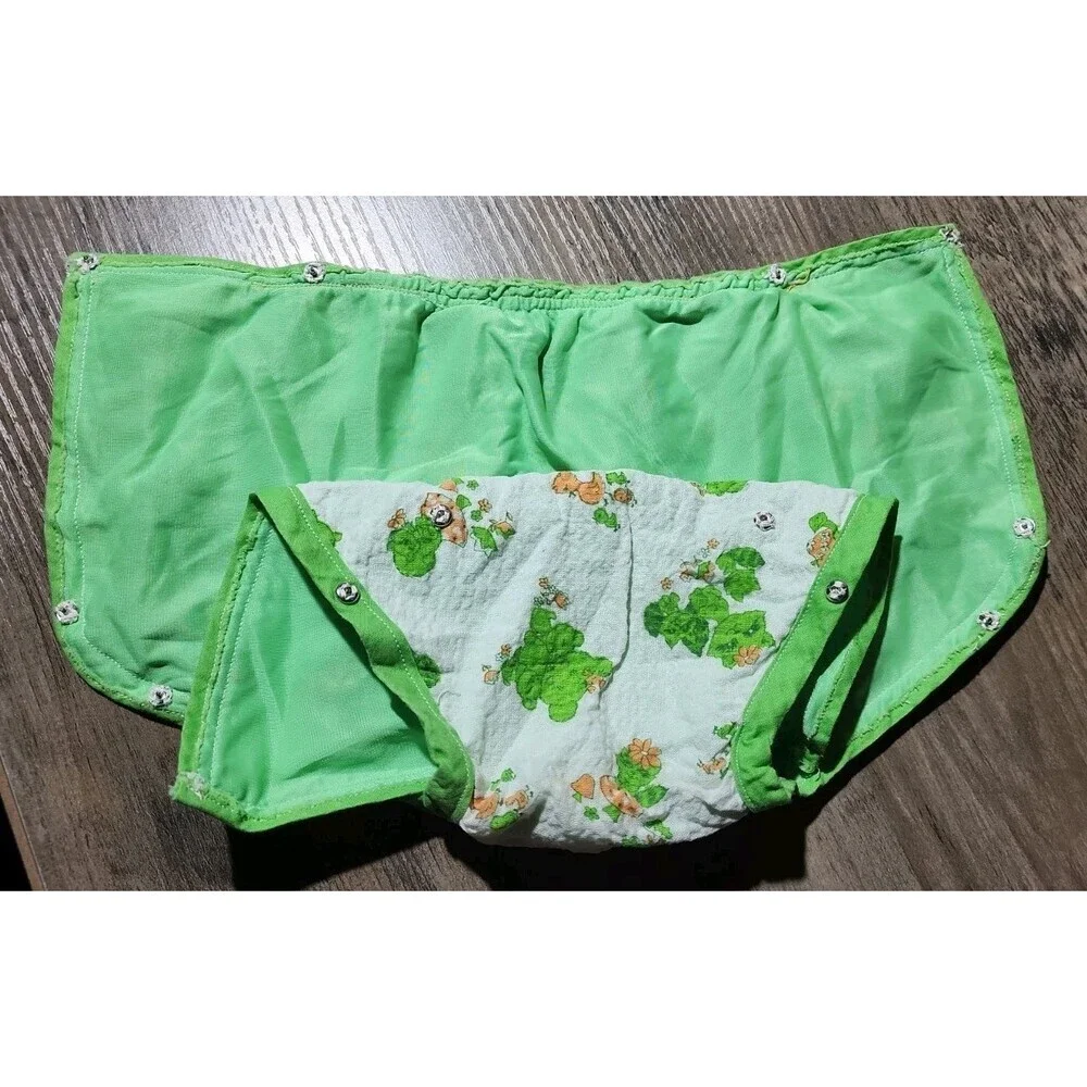 Vintage Baby 2 Piece Green And White With Bears,Raccoon,Ducks And Turtles
